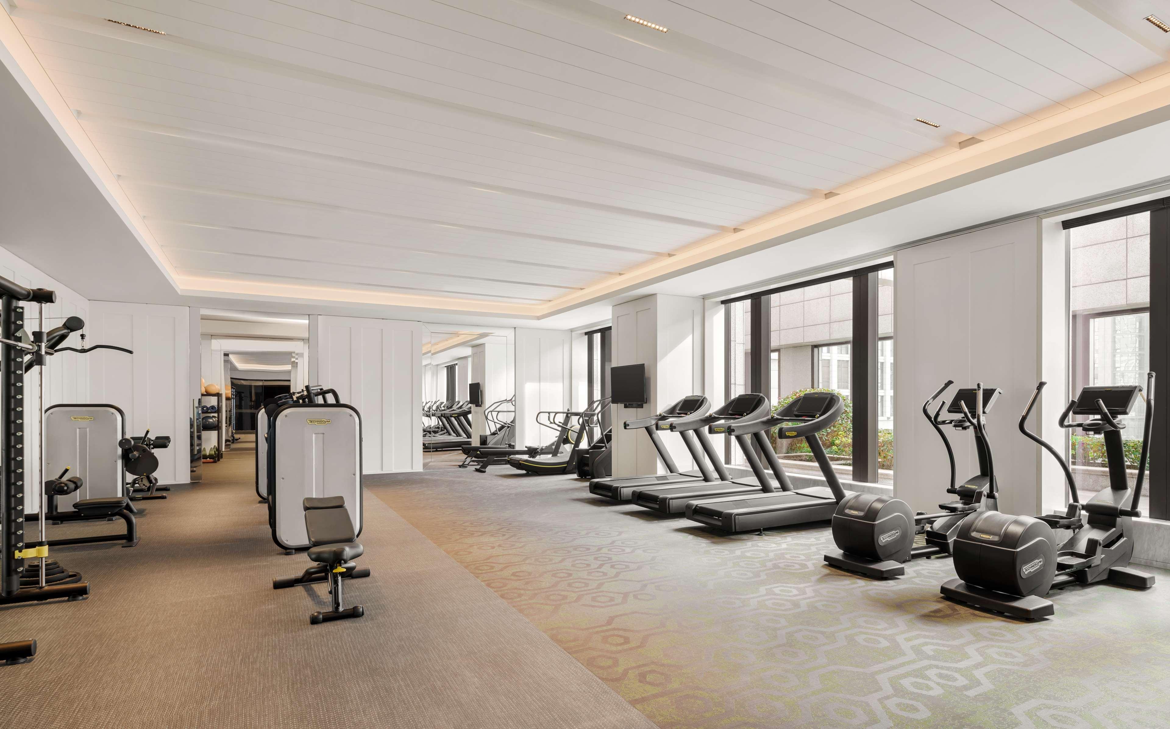 Fairmont Wuhan Bagian luar foto