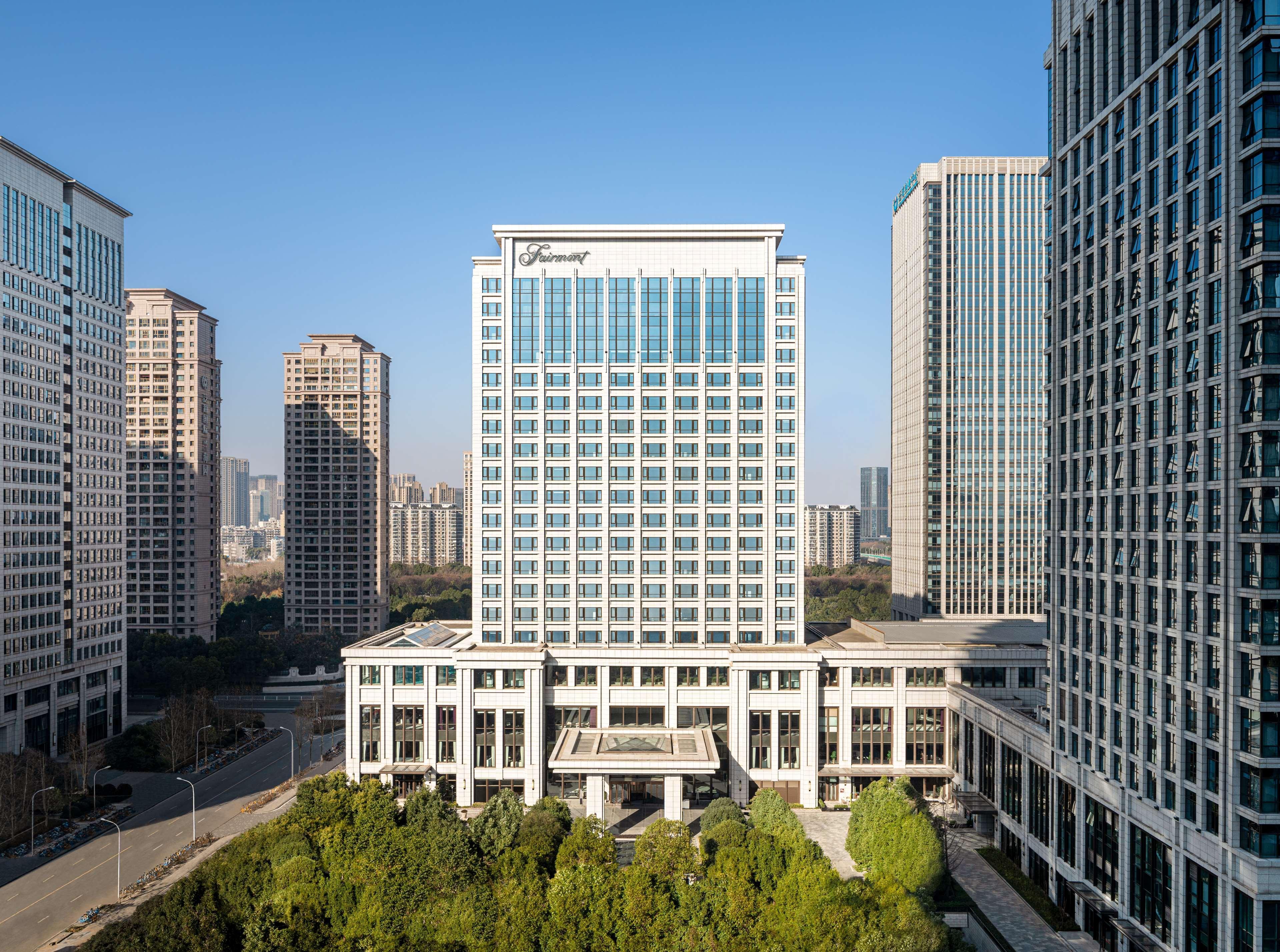 Fairmont Wuhan Bagian luar foto